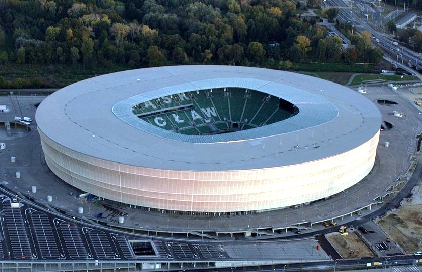 Stadion sportowy we Wrocławiu